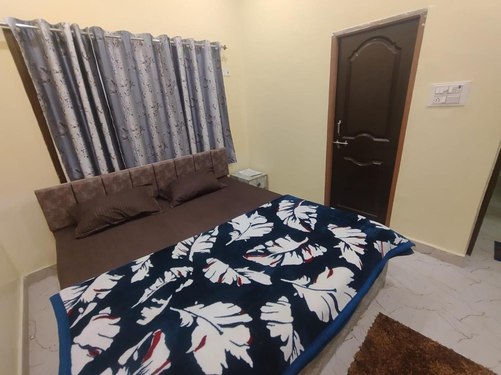 Sudarshan Home Stay Варанасі Екстер'єр фото